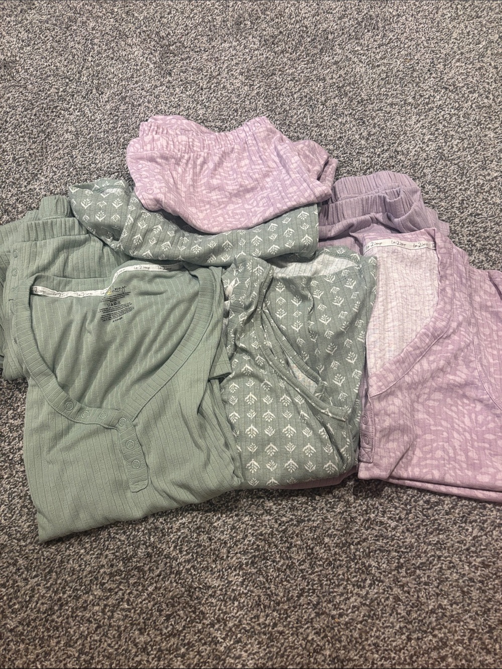 Life 2 Lounge 8 Piece Sleep Set in Sage Green & Lavender. Xlarge